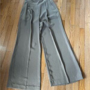 Spanx wide leg pleated pants